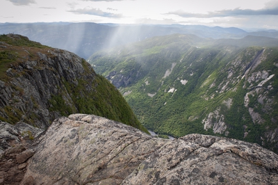 10 Acropole Des Draveurs Hiking Trail