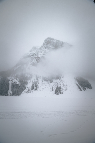  Lake Louise Winter 00016